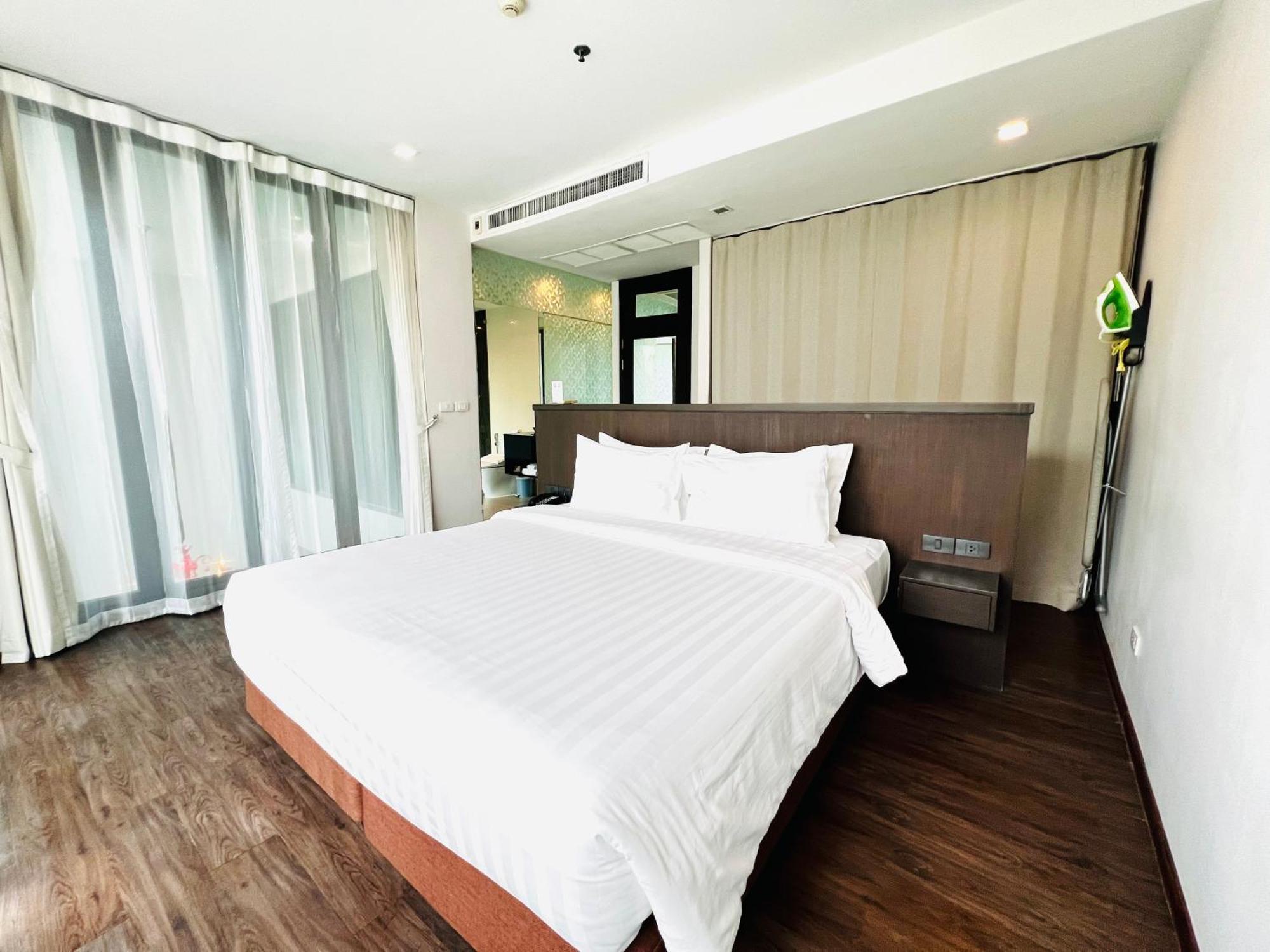 Civic Horizon Hotel & Residence Bangkok Exteriör bild