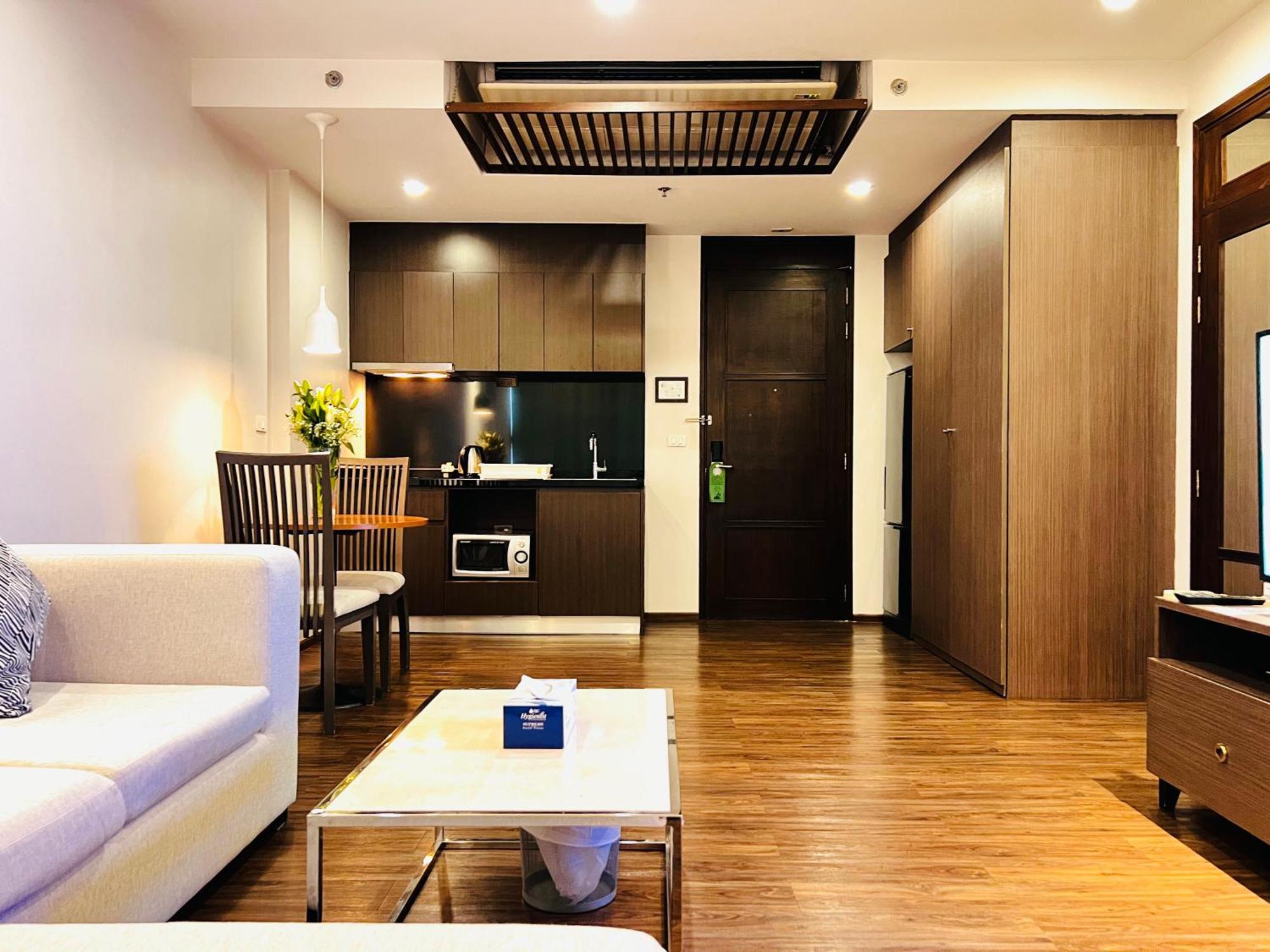 Civic Horizon Hotel & Residence Bangkok Exteriör bild